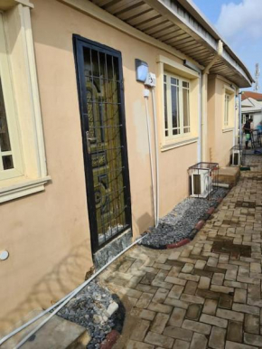 One bed apt Oluyole Akala express axis Ibadan